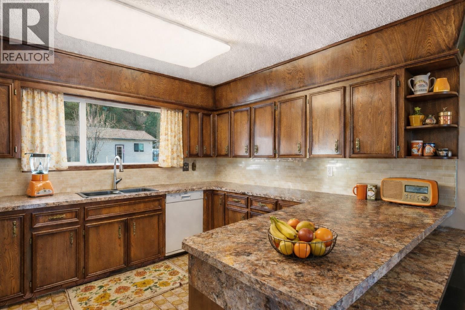  1099 DeHart Road, Kelowna