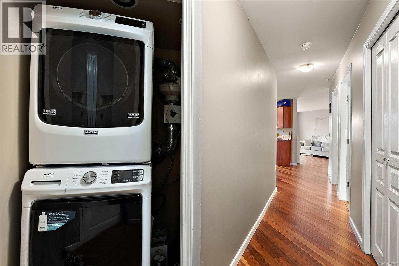 #306 655 GOLDSTREAM AVE - 14