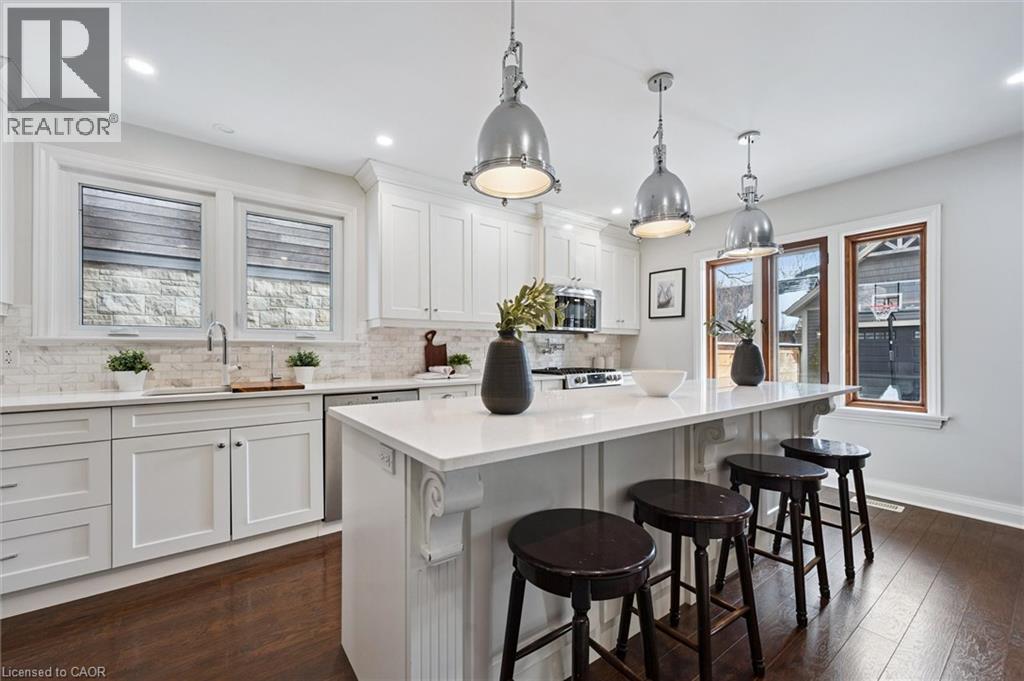 63 CLAREMONT Avenue - Photo 5 of 48, Kitchener, Ontario