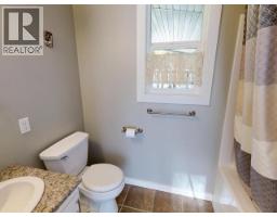 3004 Pebble Beach Road, Powell River, BC V8A0R5 Photo 25