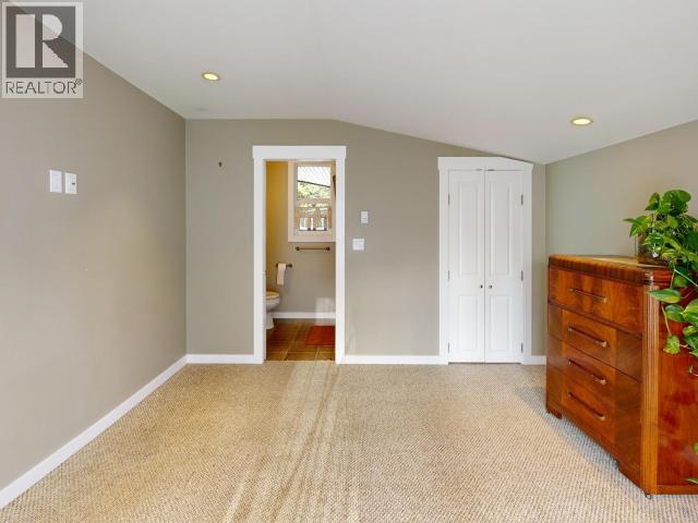 3004 PEBBLE BEACH ROAD, Powell River