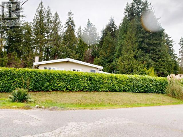 3004 PEBBLE BEACH ROAD, Powell River