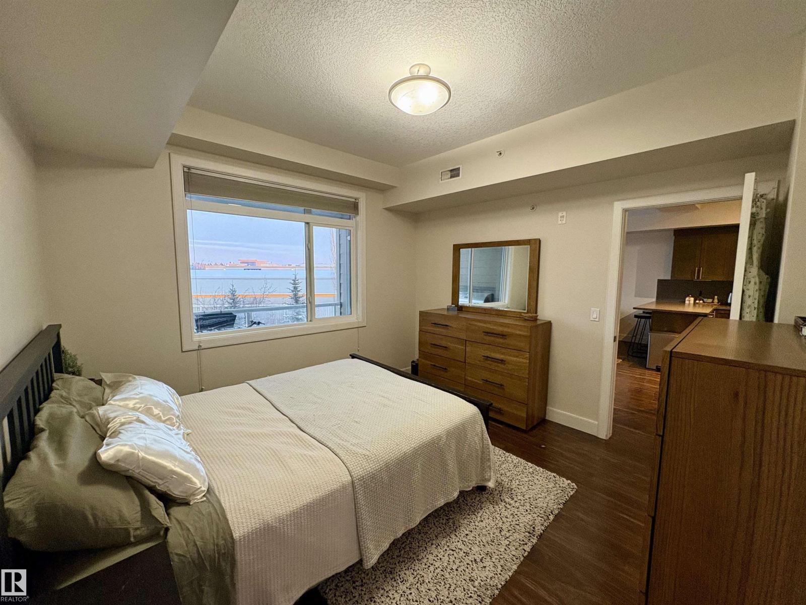 #302 279 Wye RD, Sherwood Park