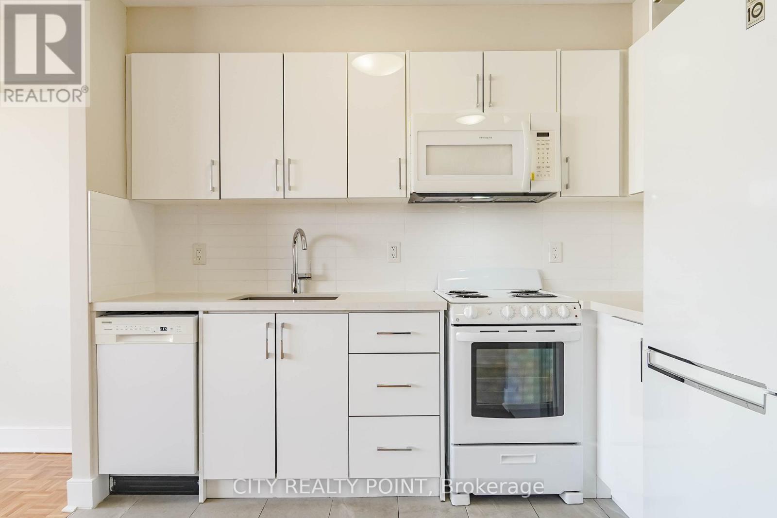 504 - 1500 BATHURST STREET - Photo 4 of 14, Toronto (Humewood-Cedarvale), Ontario