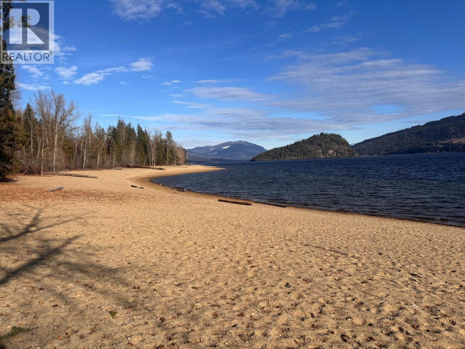  1131 Pine Grove Road, Scotch Creek