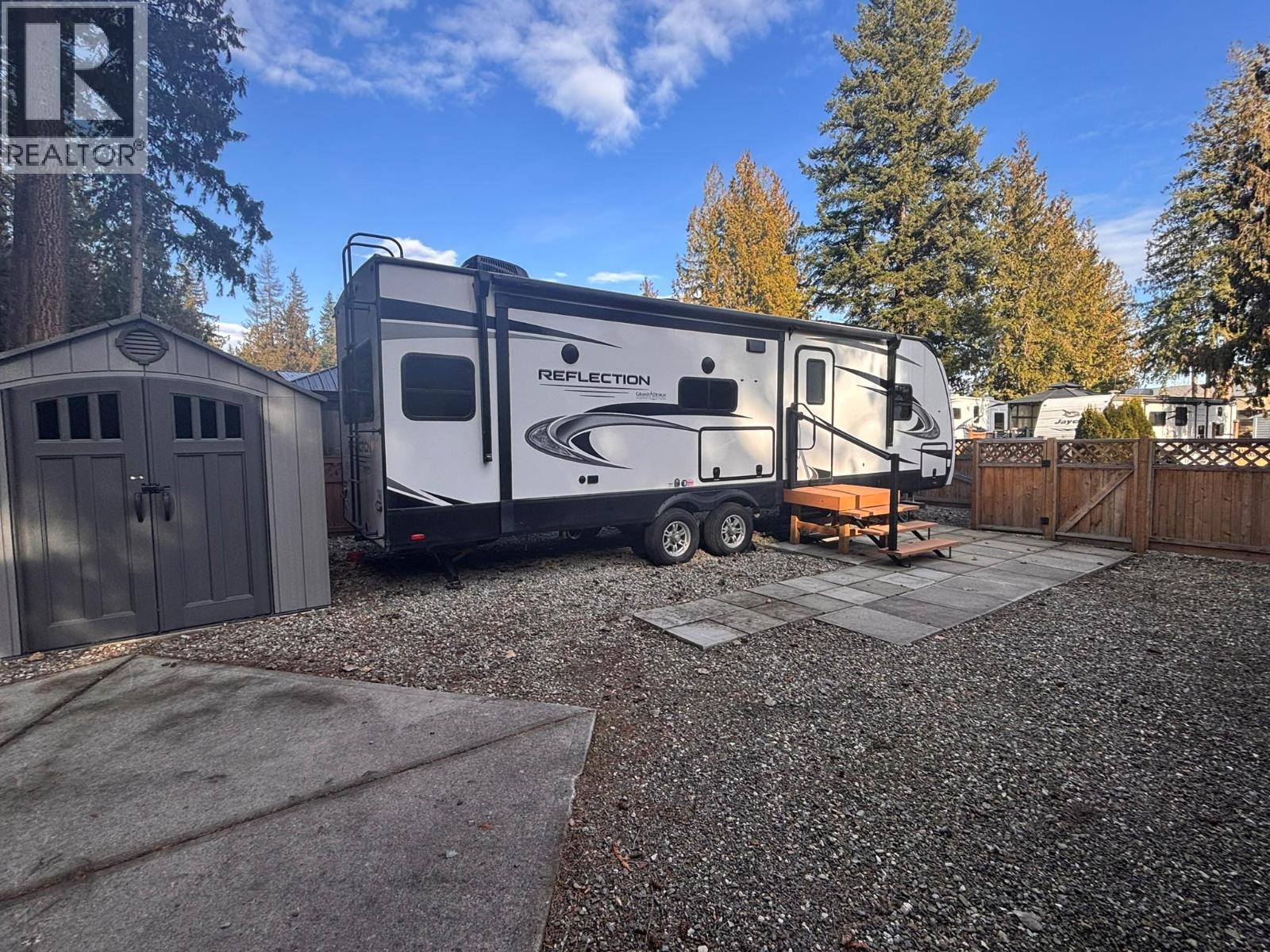  1131 Pine Grove Road, Scotch Creek