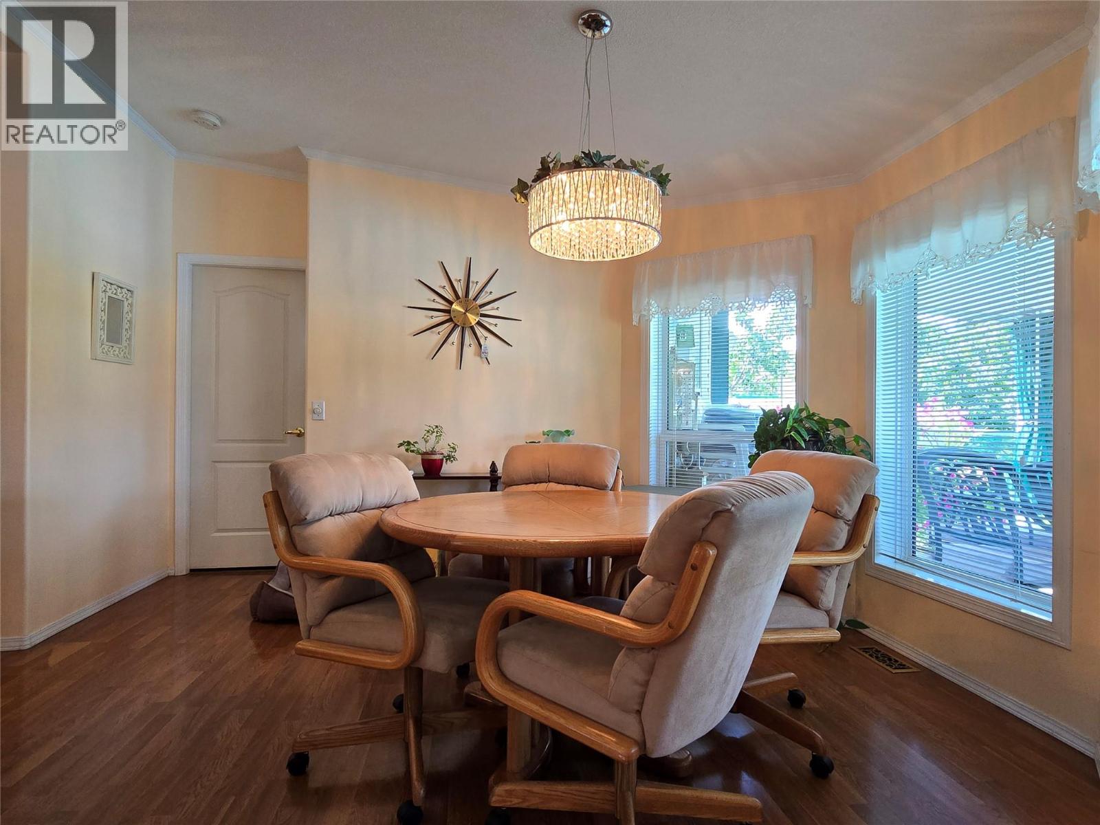 1526 Cumming Boulevard - 13
