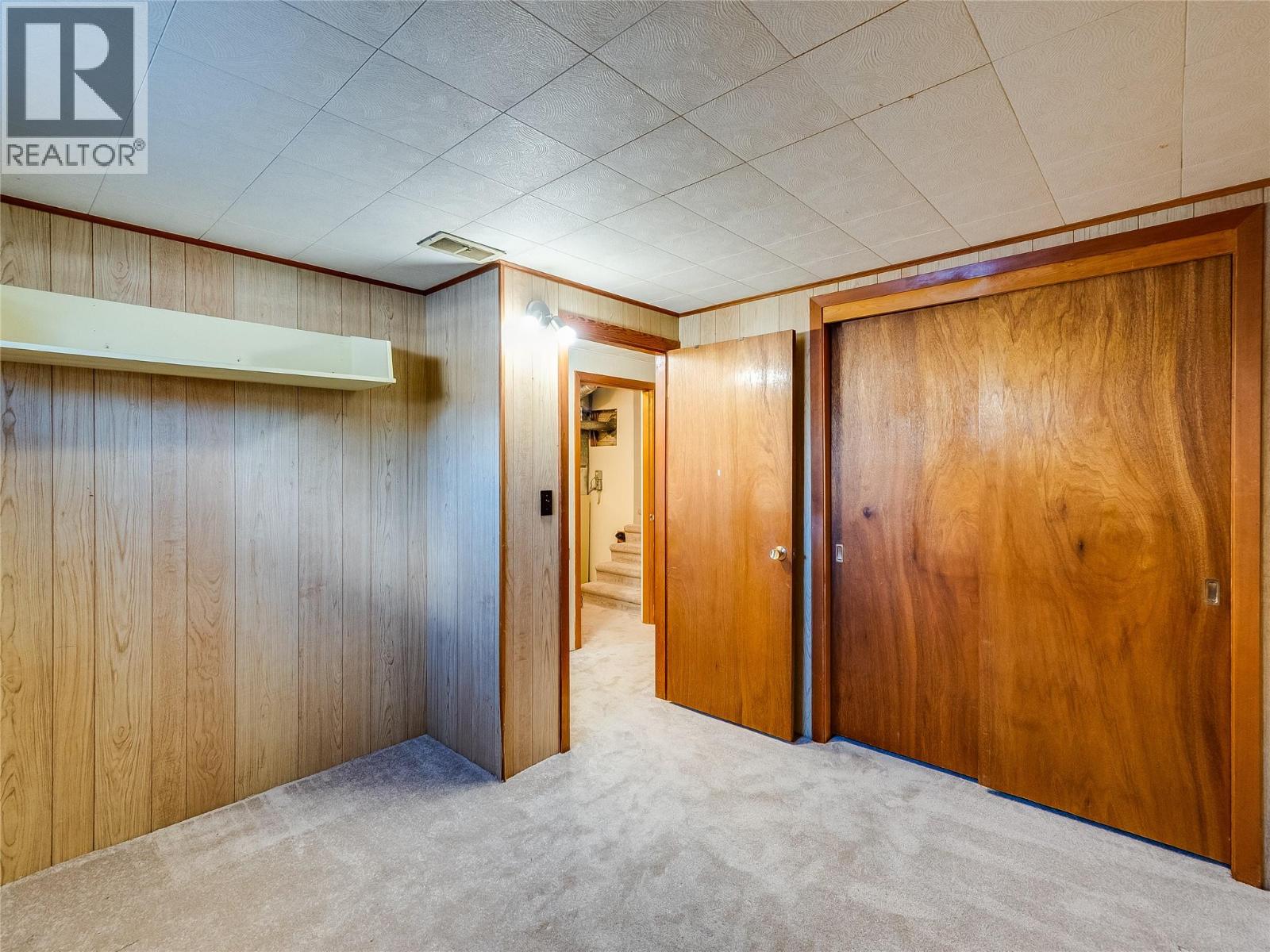 101 10th Avenue, Castlegar