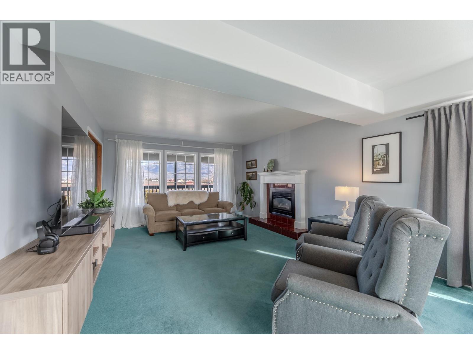  445 Road 5 Other, Oliver