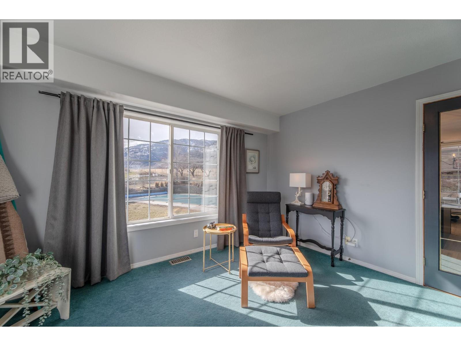  445 Road 5 Other, Oliver