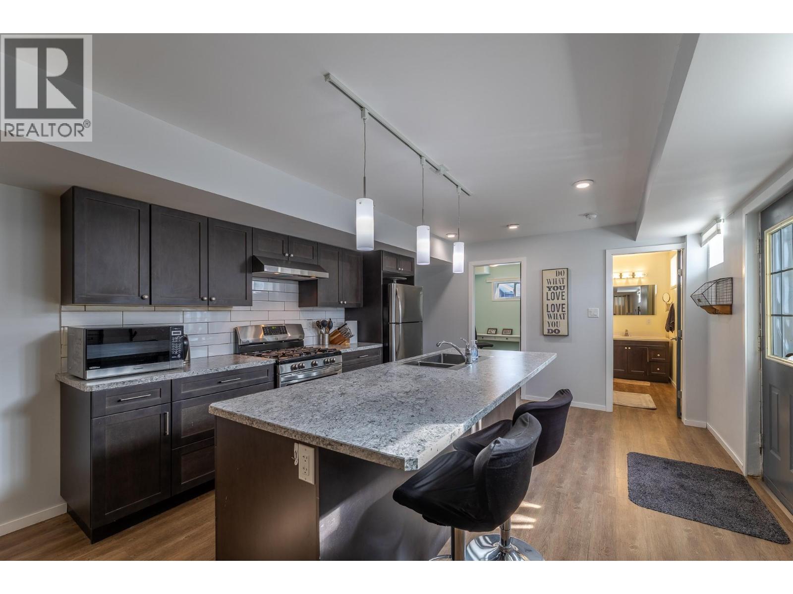  445 Road 5 Other, Oliver