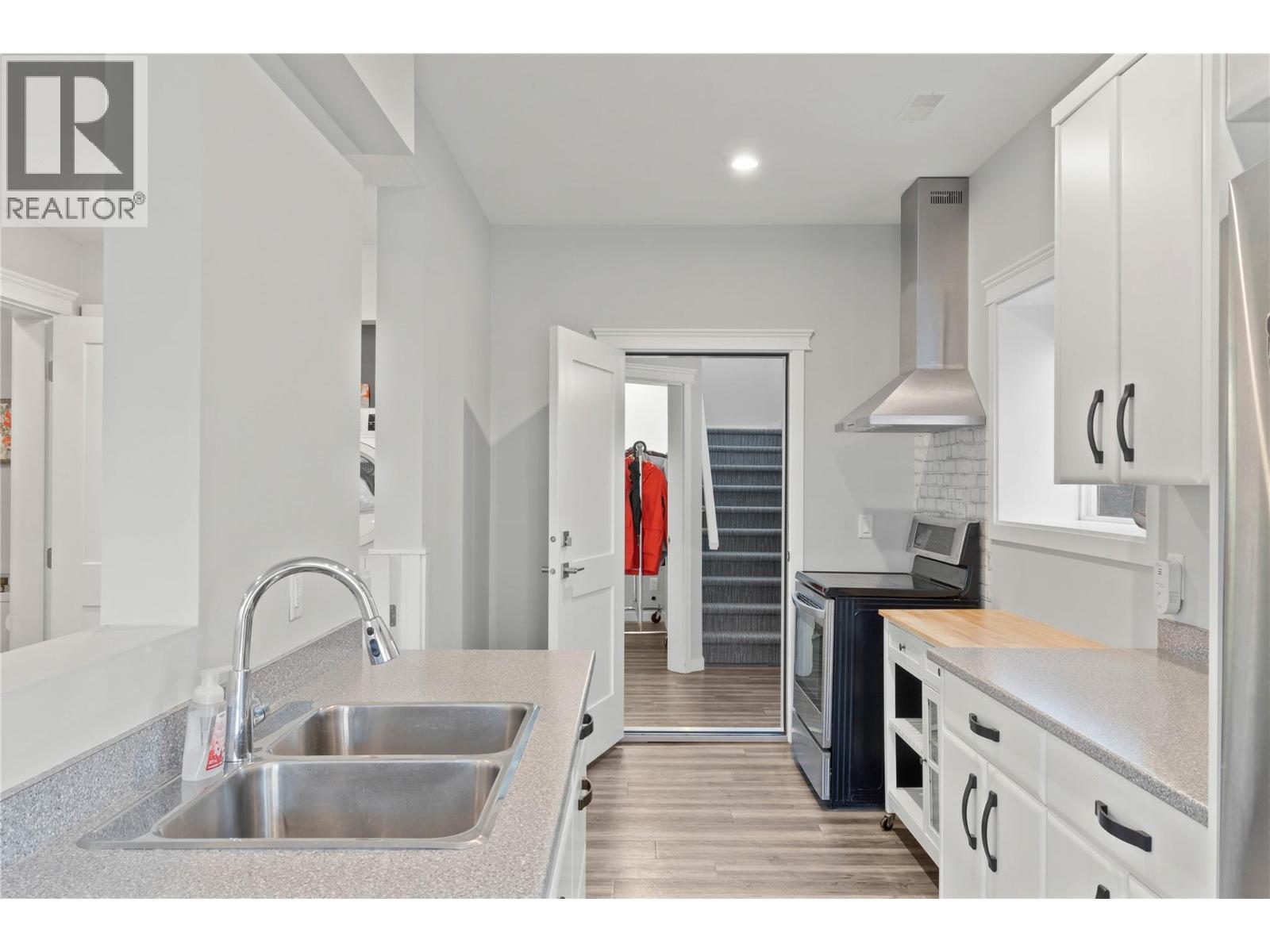  829 WOODRUSH Drive, Kamloops