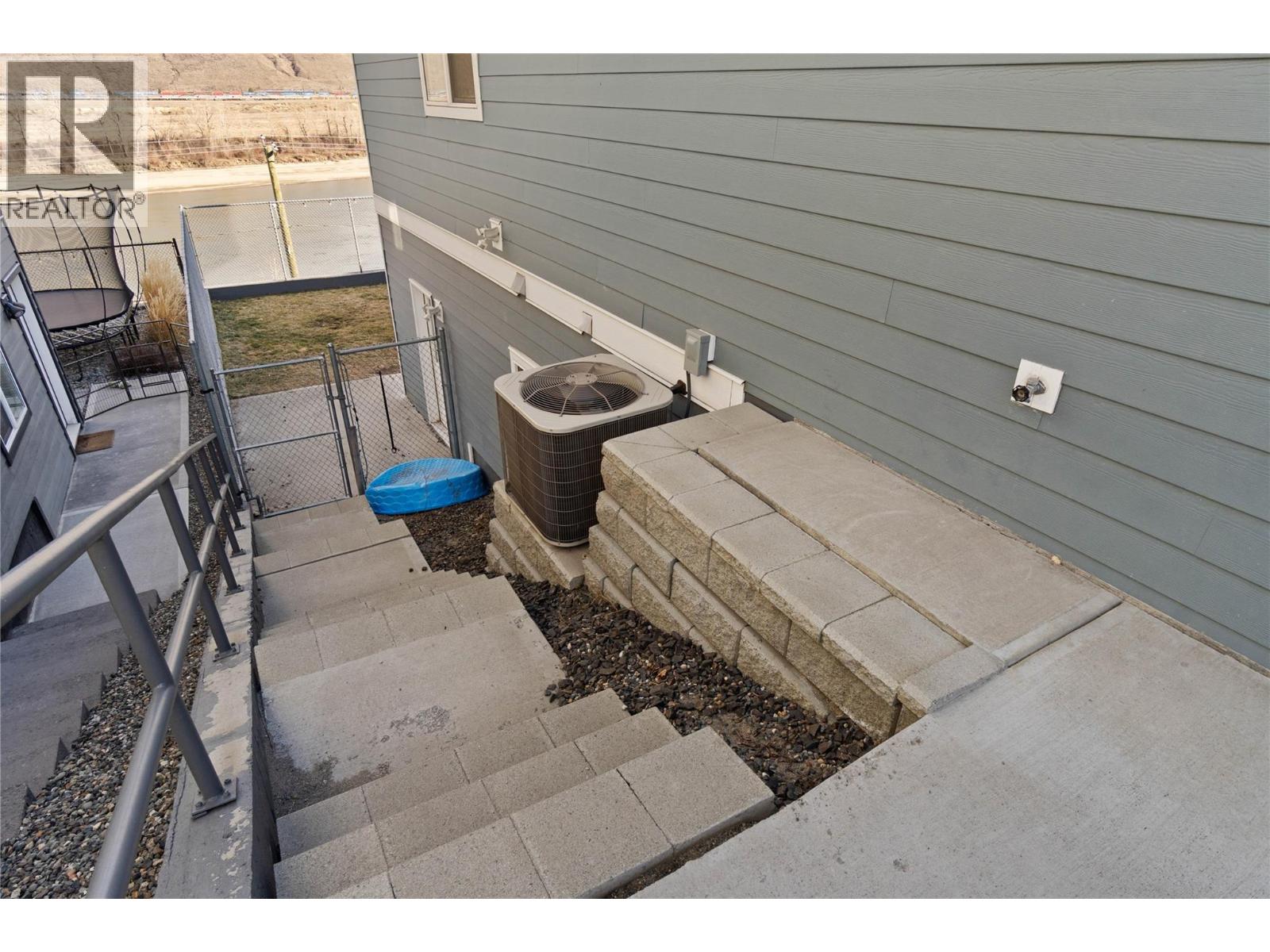  829 WOODRUSH Drive, Kamloops