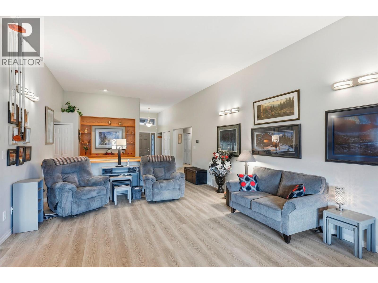  413 Nueva Wynd, Kamloops