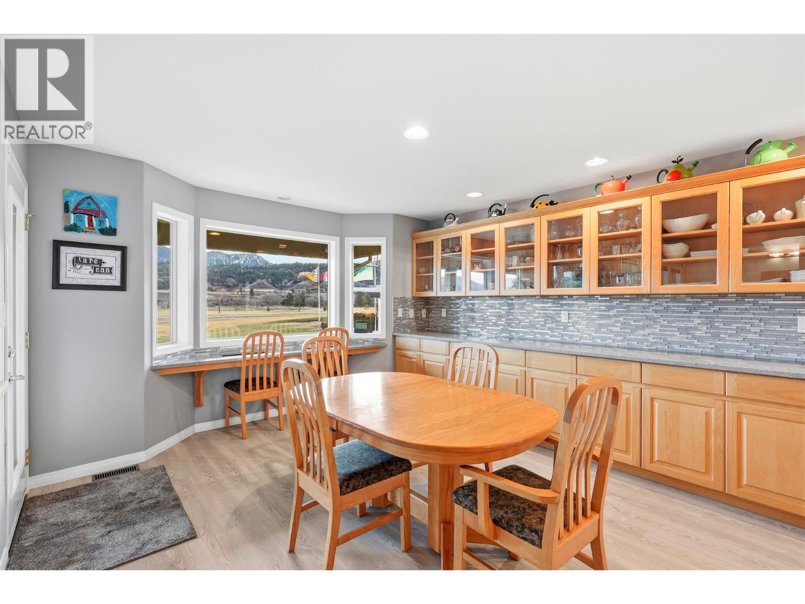  413 Nueva Wynd, Kamloops