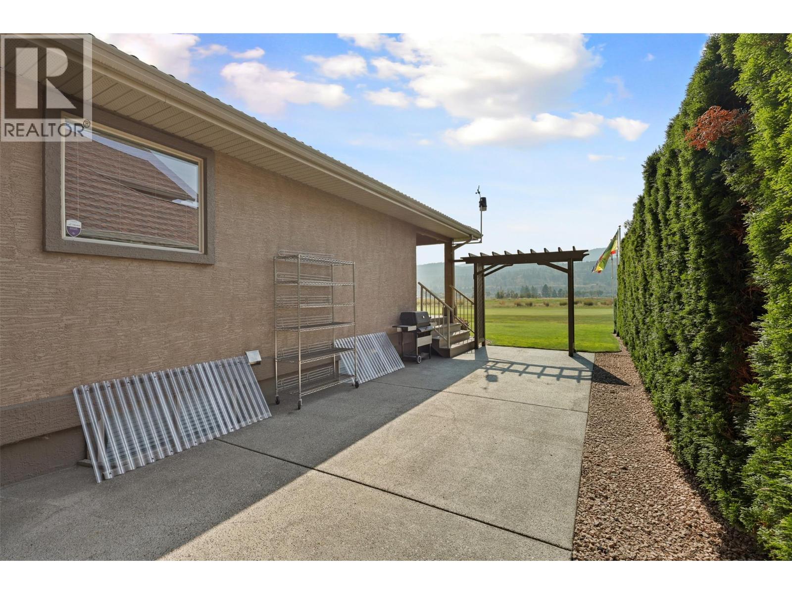  413 Nueva Wynd, Kamloops