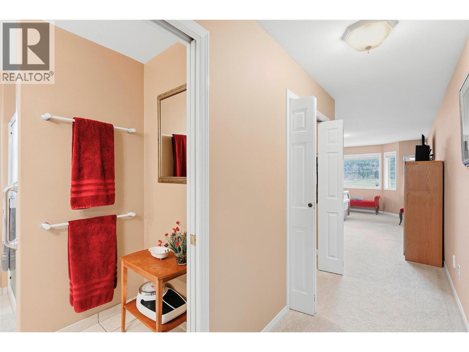  413 Nueva Wynd, Kamloops