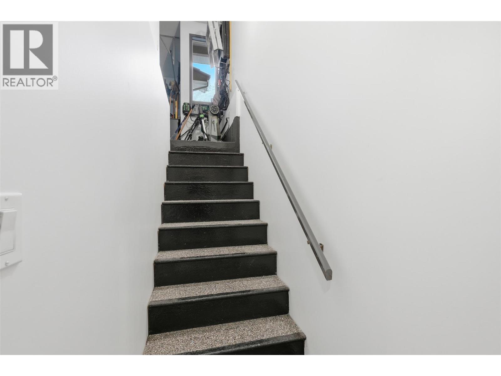  413 Nueva Wynd, Kamloops