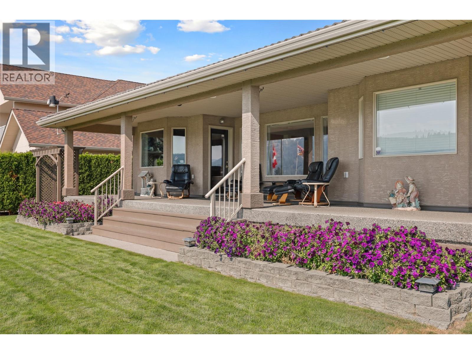  413 Nueva Wynd, Kamloops