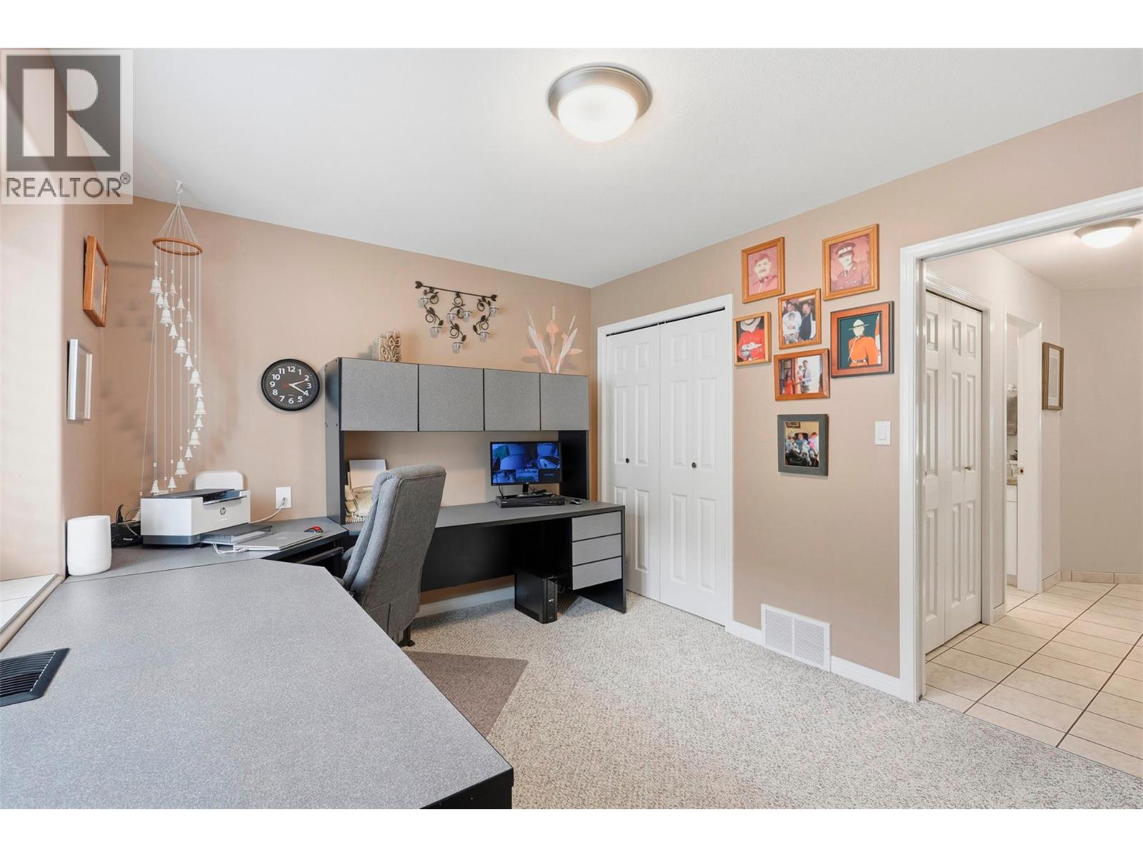  413 Nueva Wynd, Kamloops