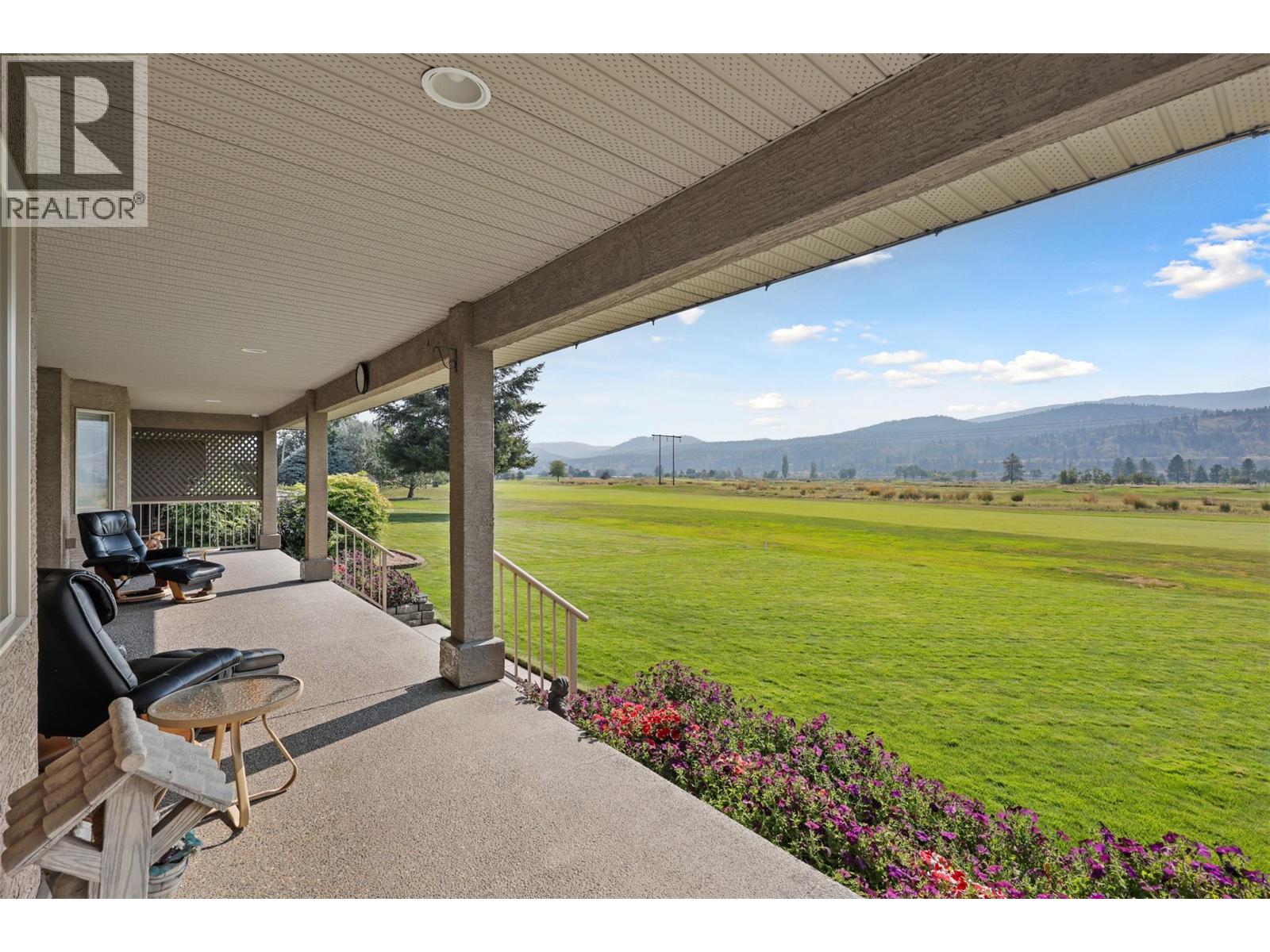  413 Nueva Wynd, Kamloops