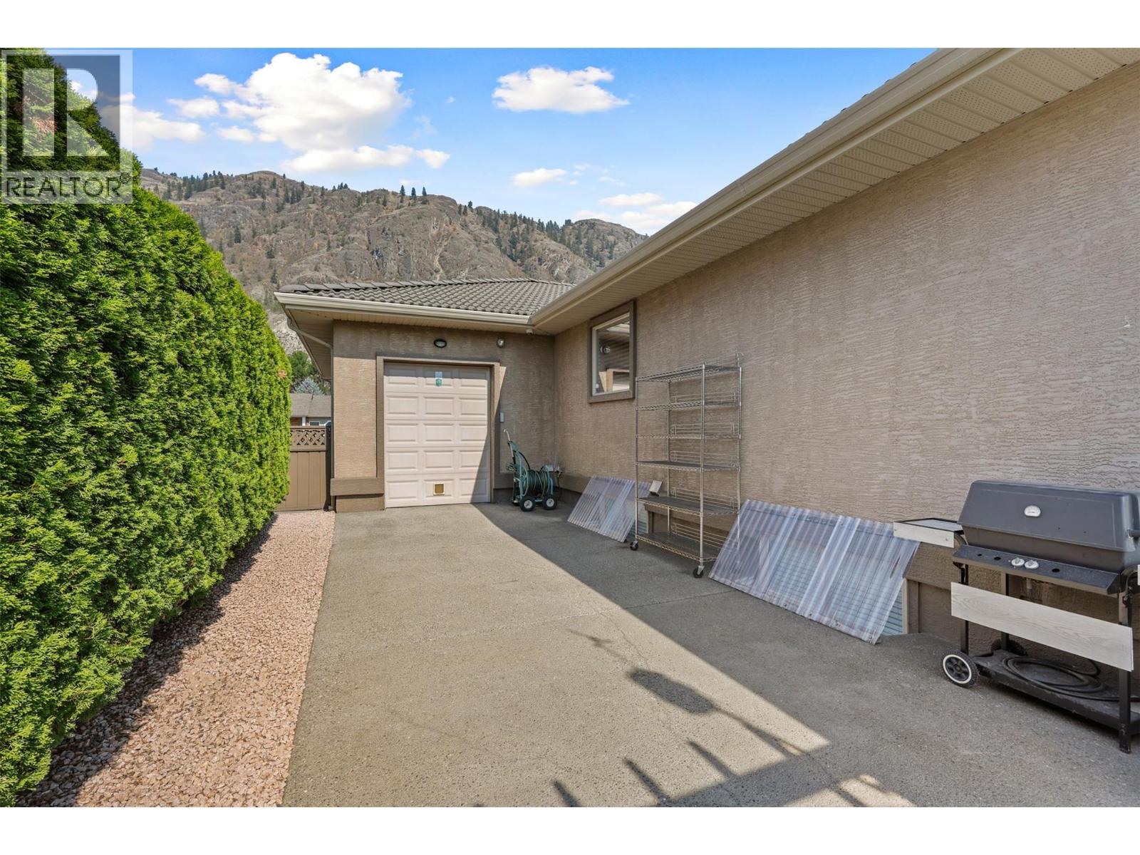  413 Nueva Wynd, Kamloops