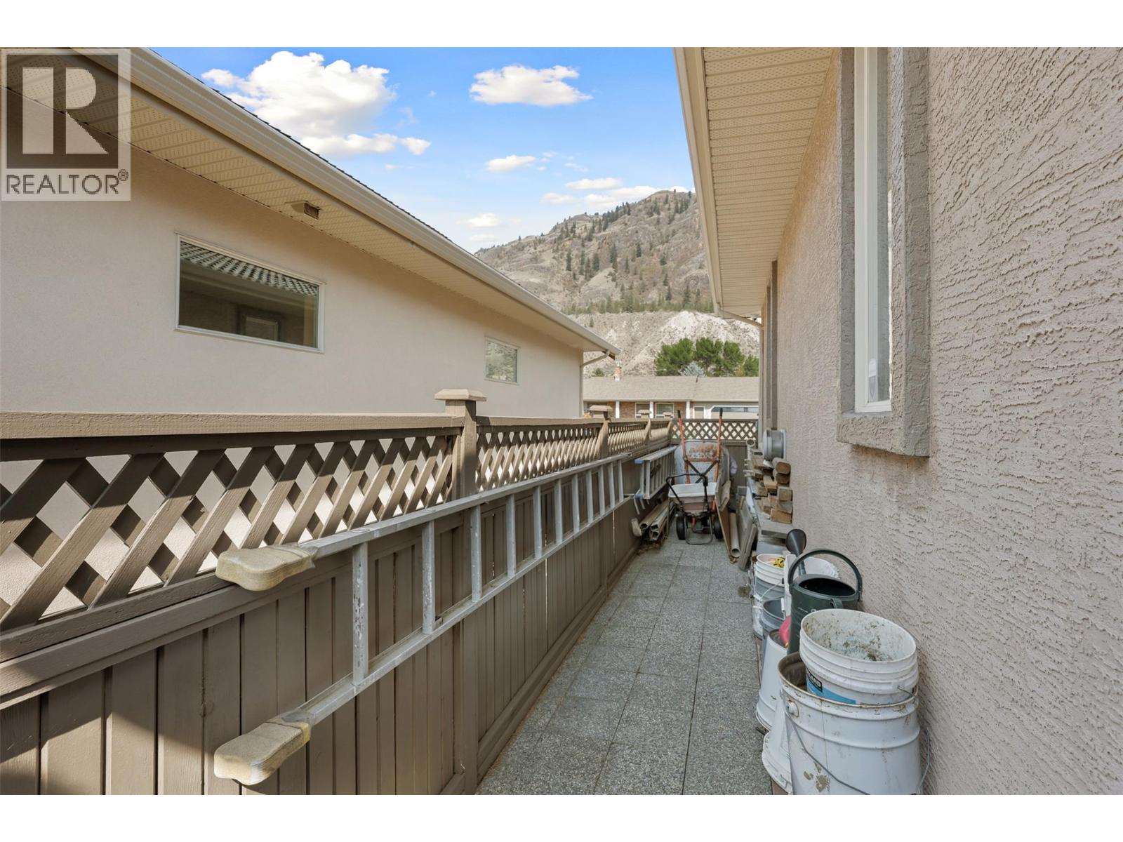  413 Nueva Wynd, Kamloops