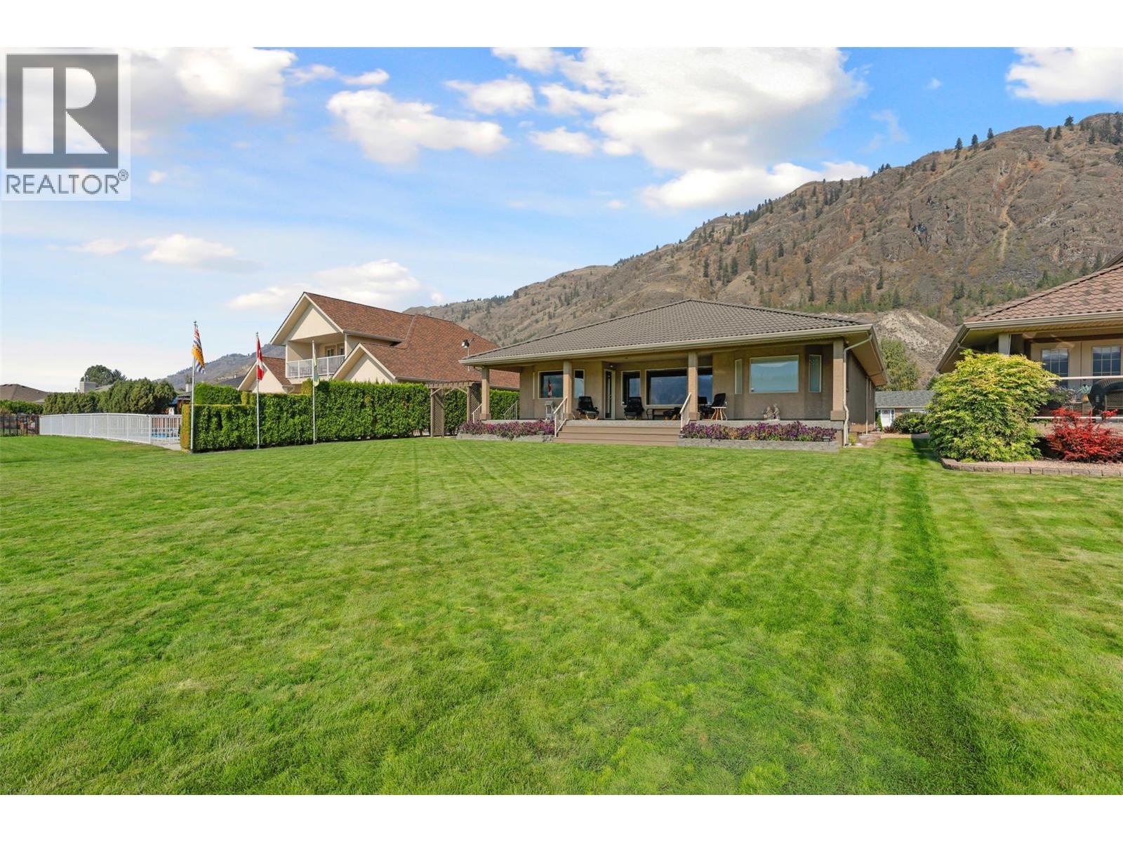  413 Nueva Wynd, Kamloops