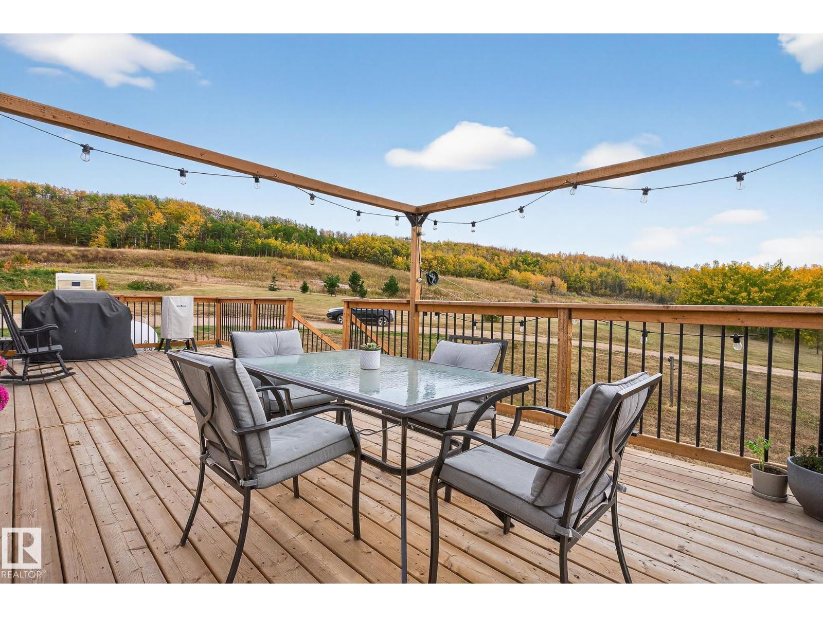 23509A TWP ROAD 484 - Photo 4 of 53, Rural Leduc County, Alberta