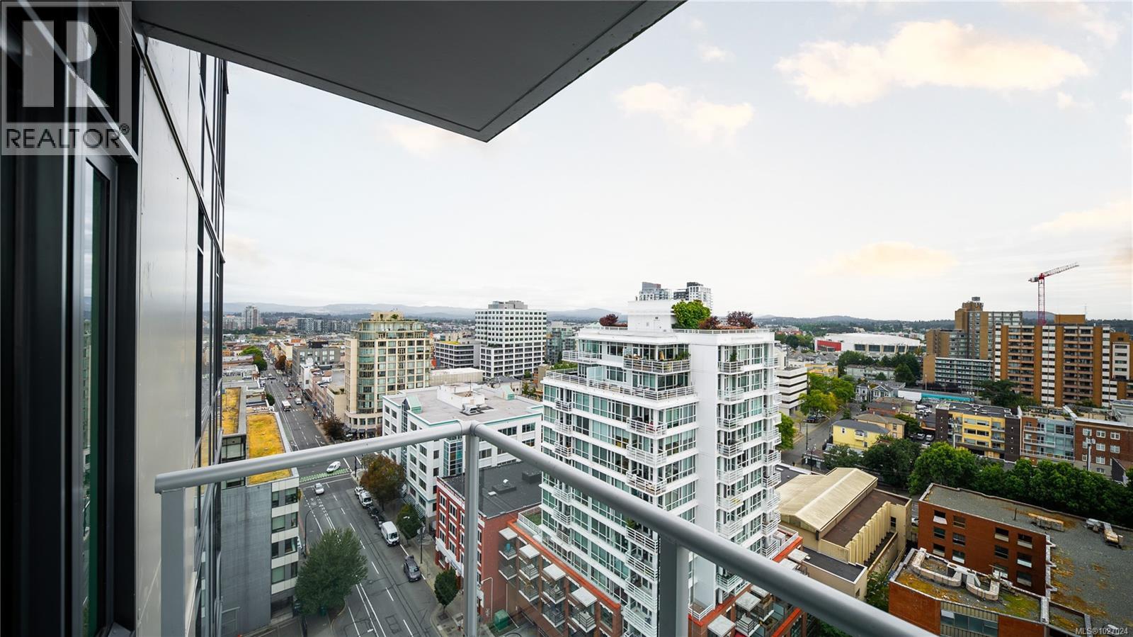 1606 845 Johnson Street, Victoria