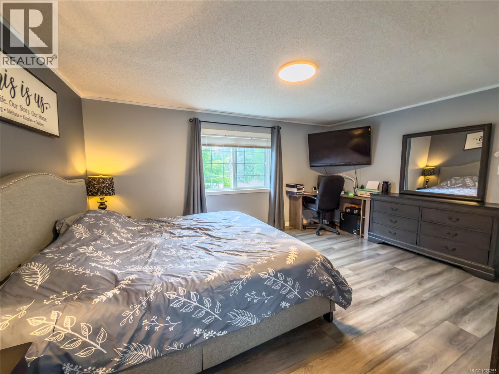 #109 1751 NORTHGATE RD - 23