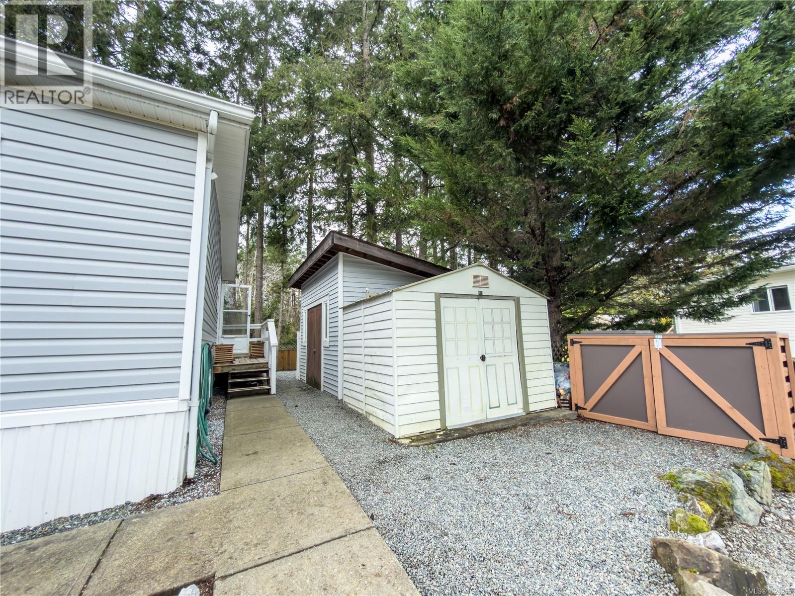 #109 1751 NORTHGATE RD - 35