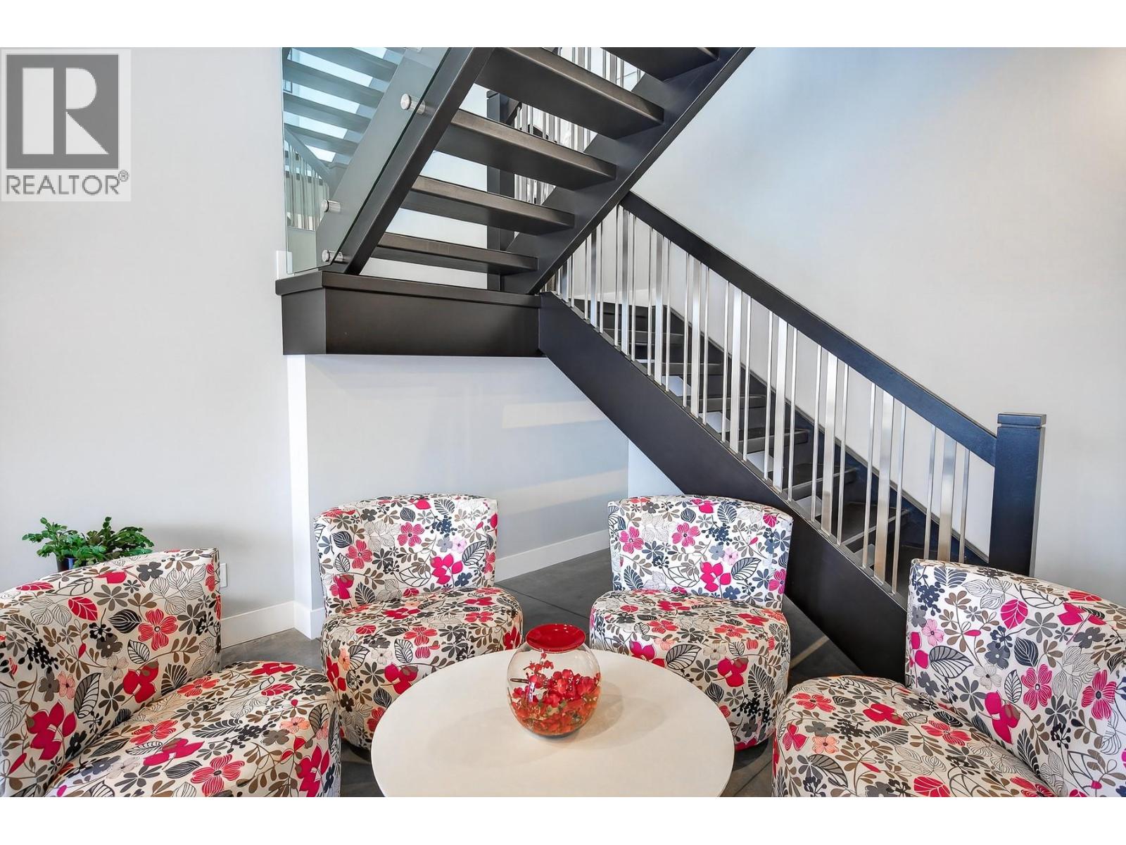  11537 Okanagan Centre Road West, Lake Country