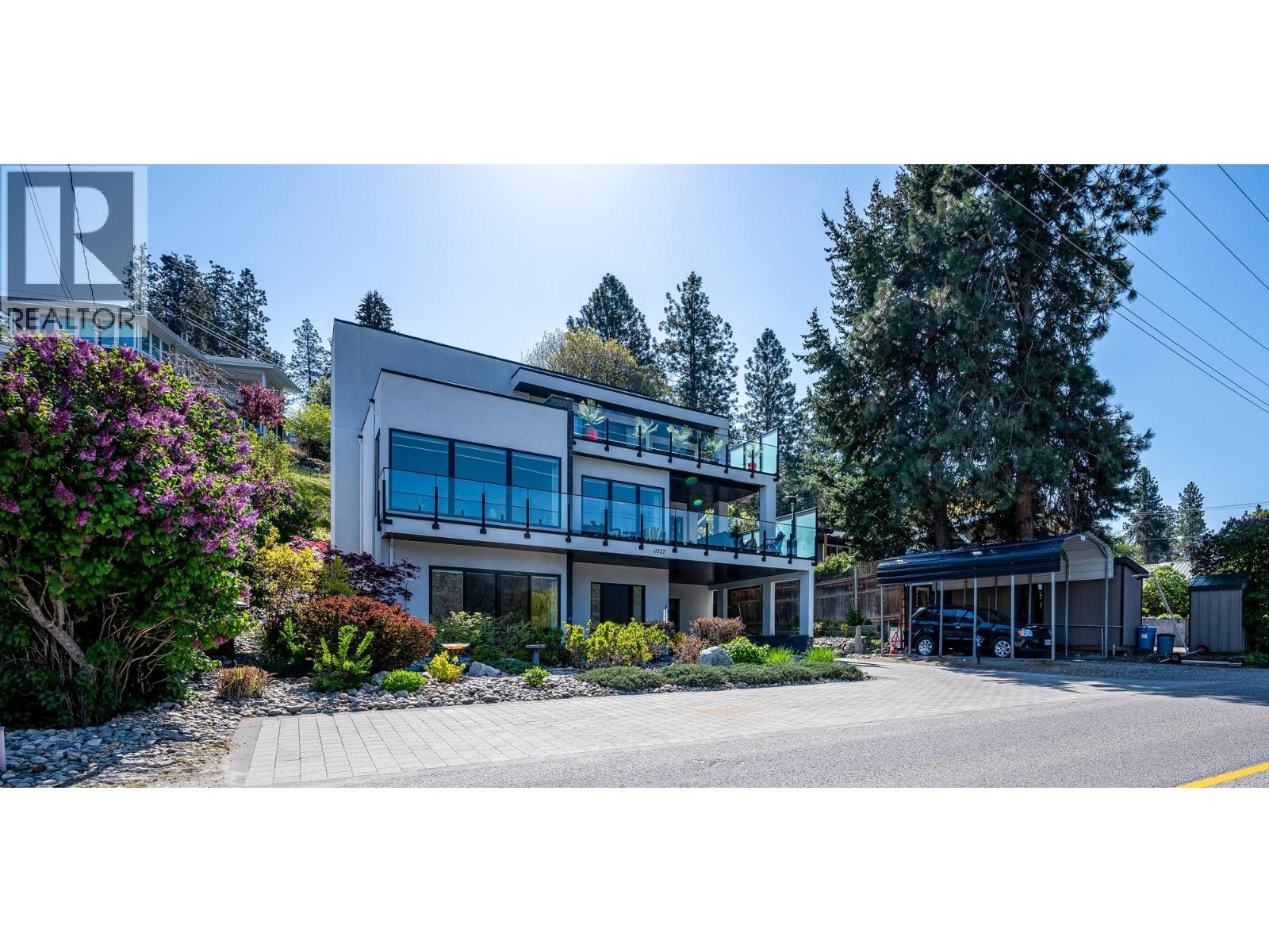  11537 Okanagan Centre Road West, Lake Country
