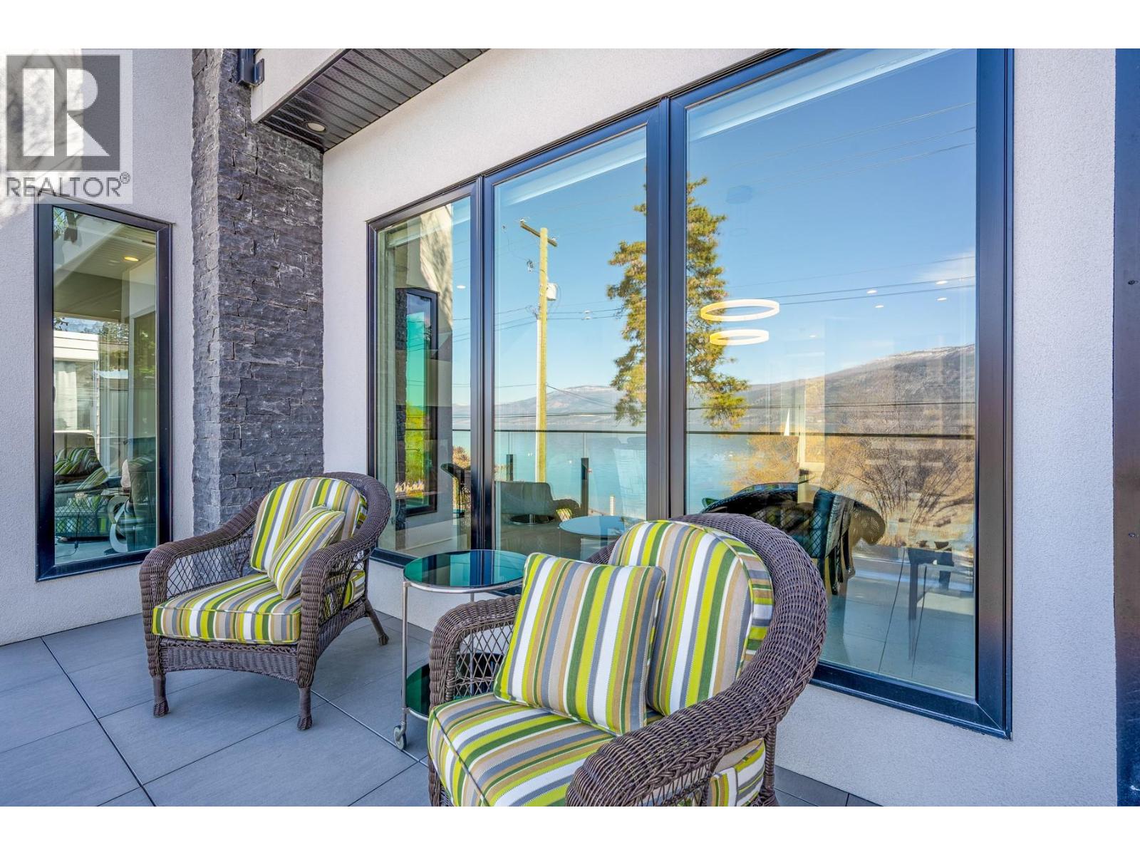  11537 Okanagan Centre Road West, Lake Country