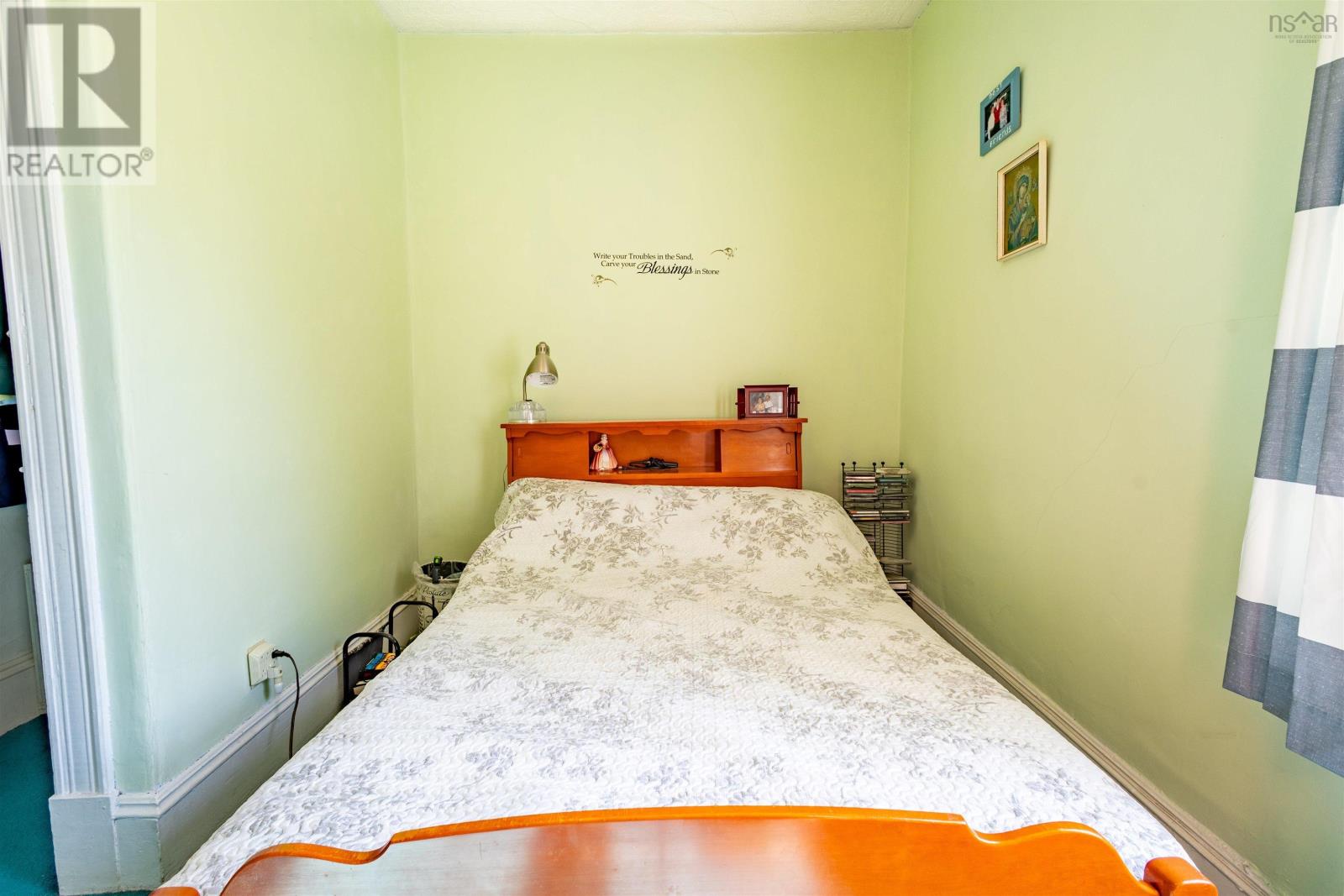 Property 23 of 47 of 279 King Edward Street