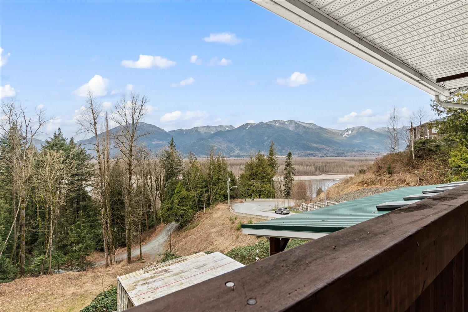 43590 CHILLIWACK MOUNTAIN ROAD, Chilliwack Mountain, Chilliwack