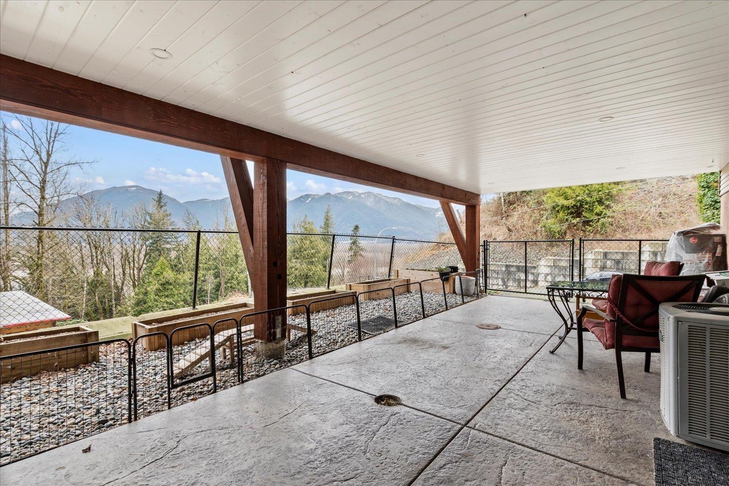 43590 CHILLIWACK MOUNTAIN ROAD, Chilliwack Mountain, Chilliwack