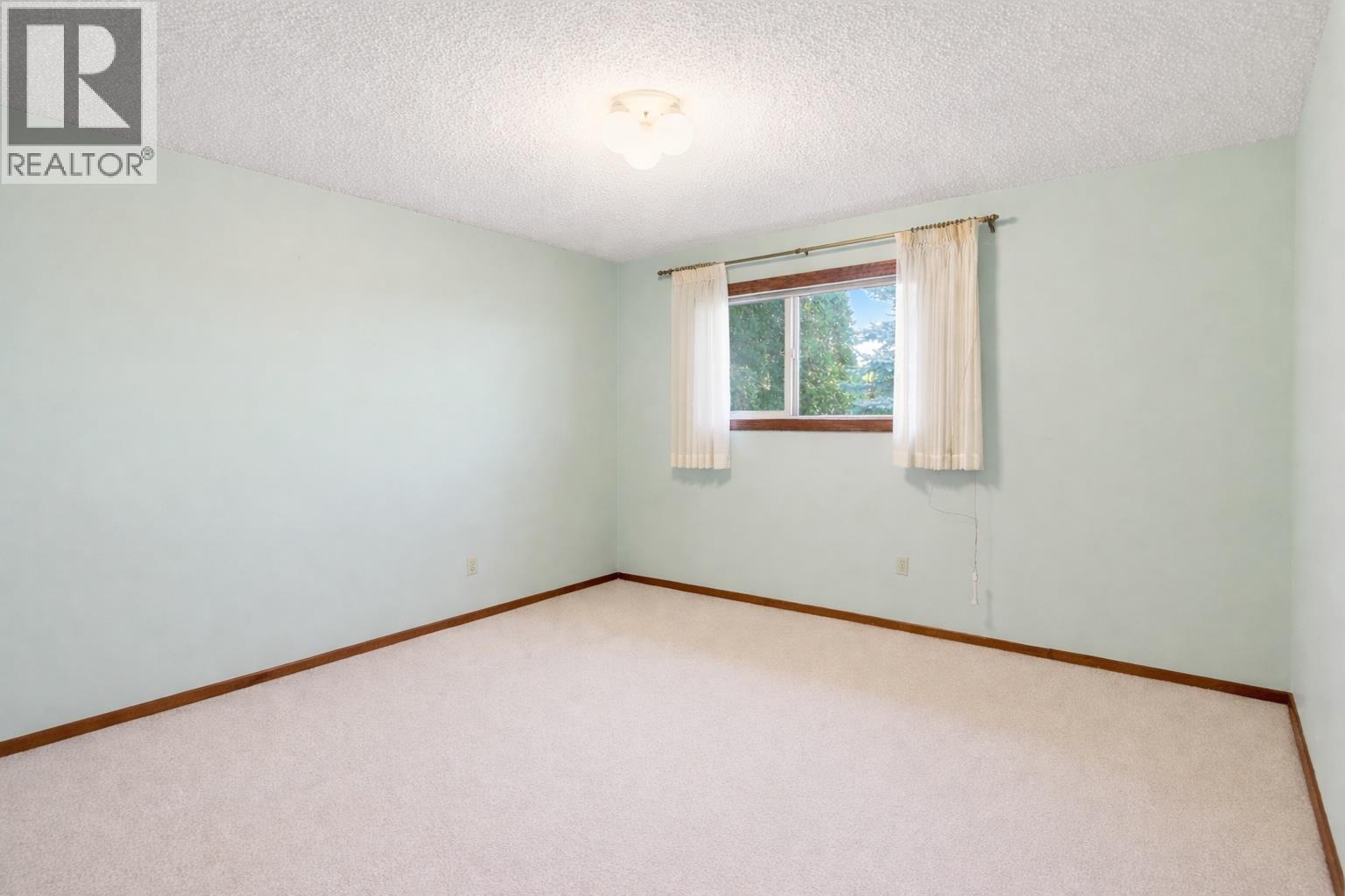  1099 DeHart Road, Kelowna