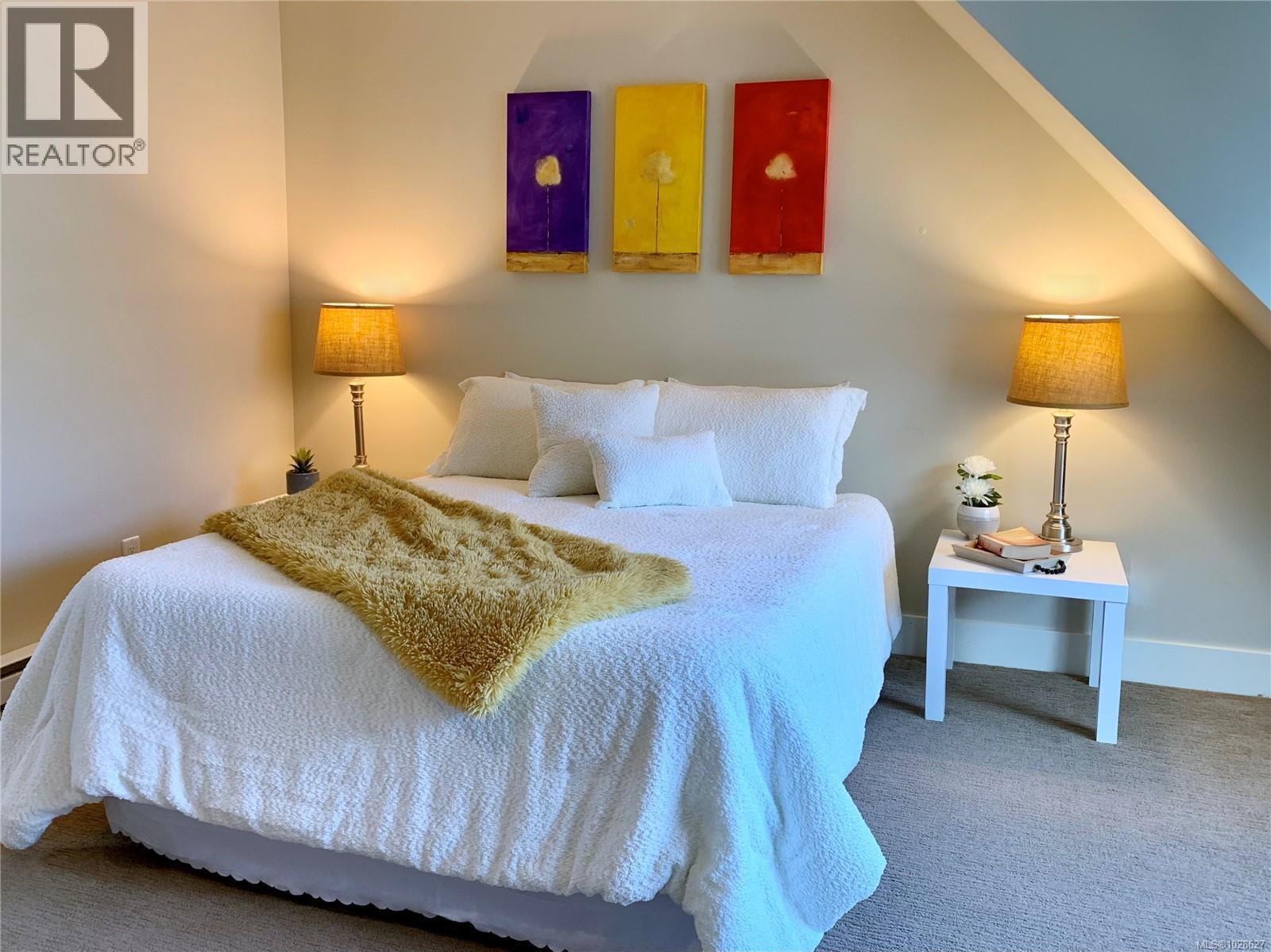 15 675 Superior Street, Victoria