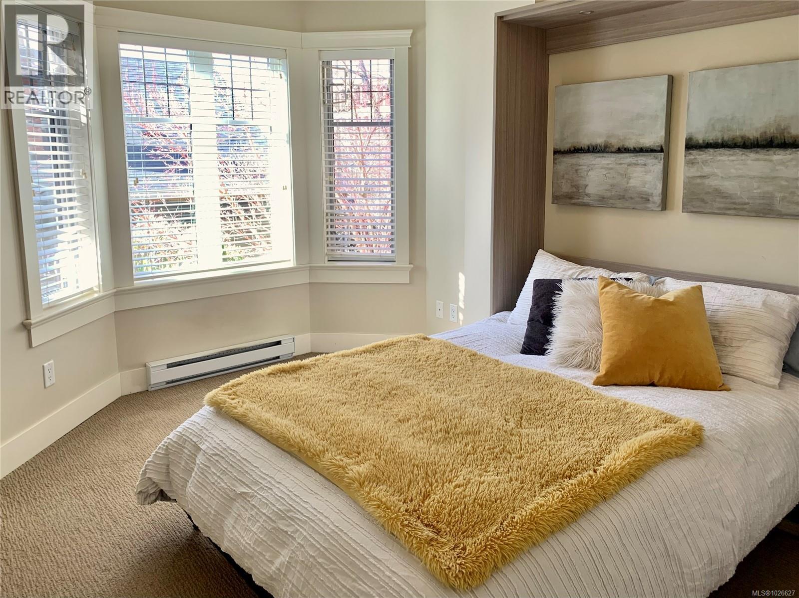 15 675 Superior Street, Victoria