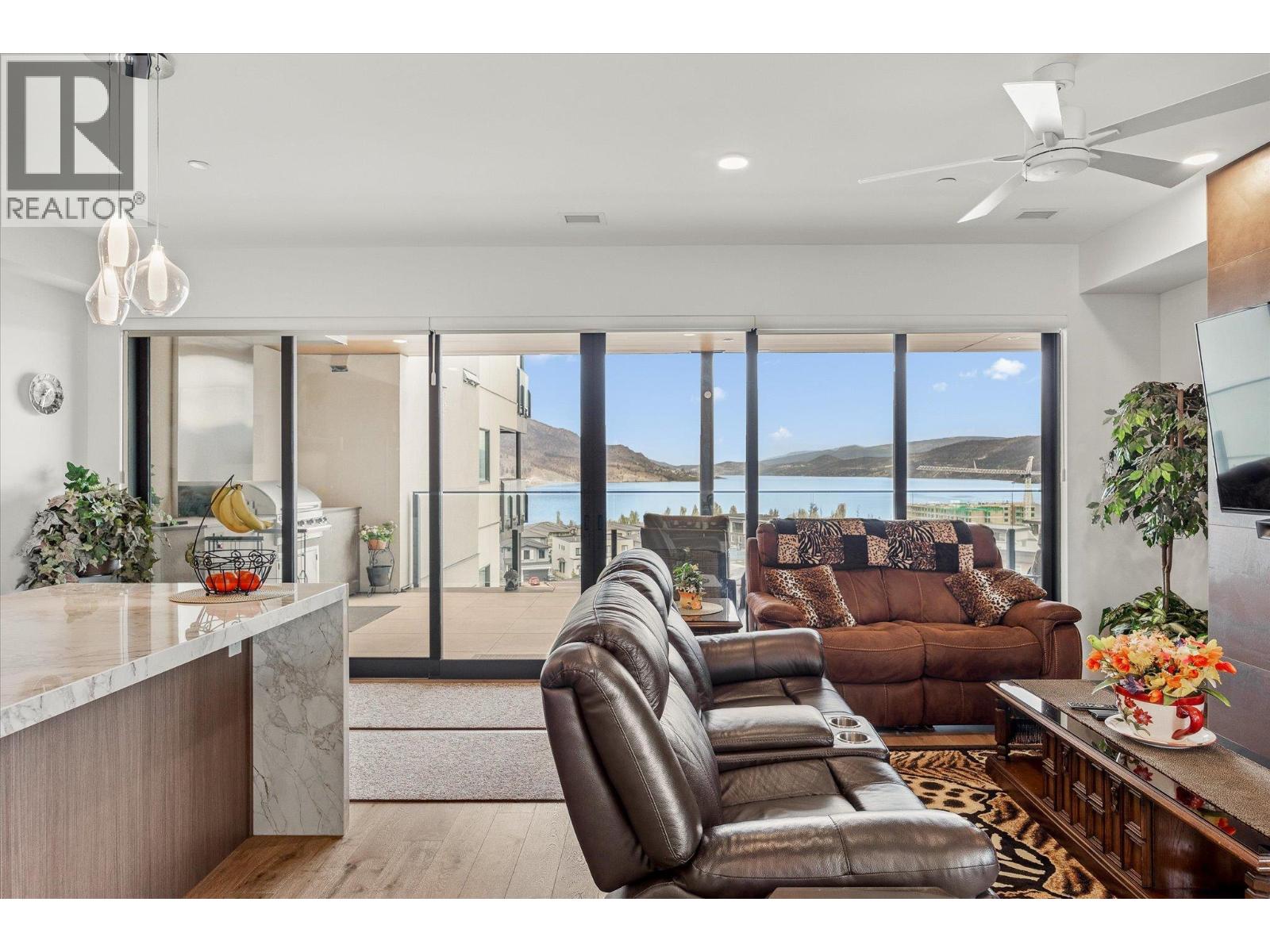 #3405 3000 Ariva Drive - 15