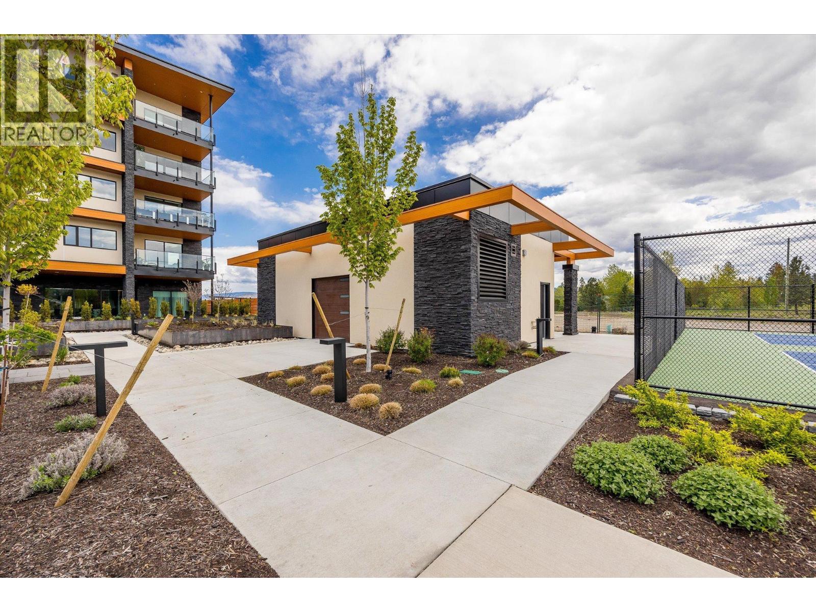 #3405 3000 Ariva Drive - 39