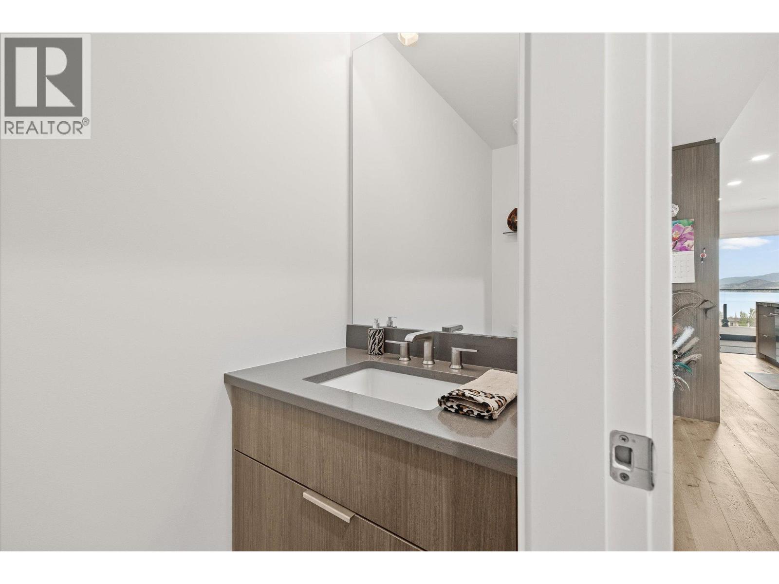 #3405 3000 Ariva Drive - 35