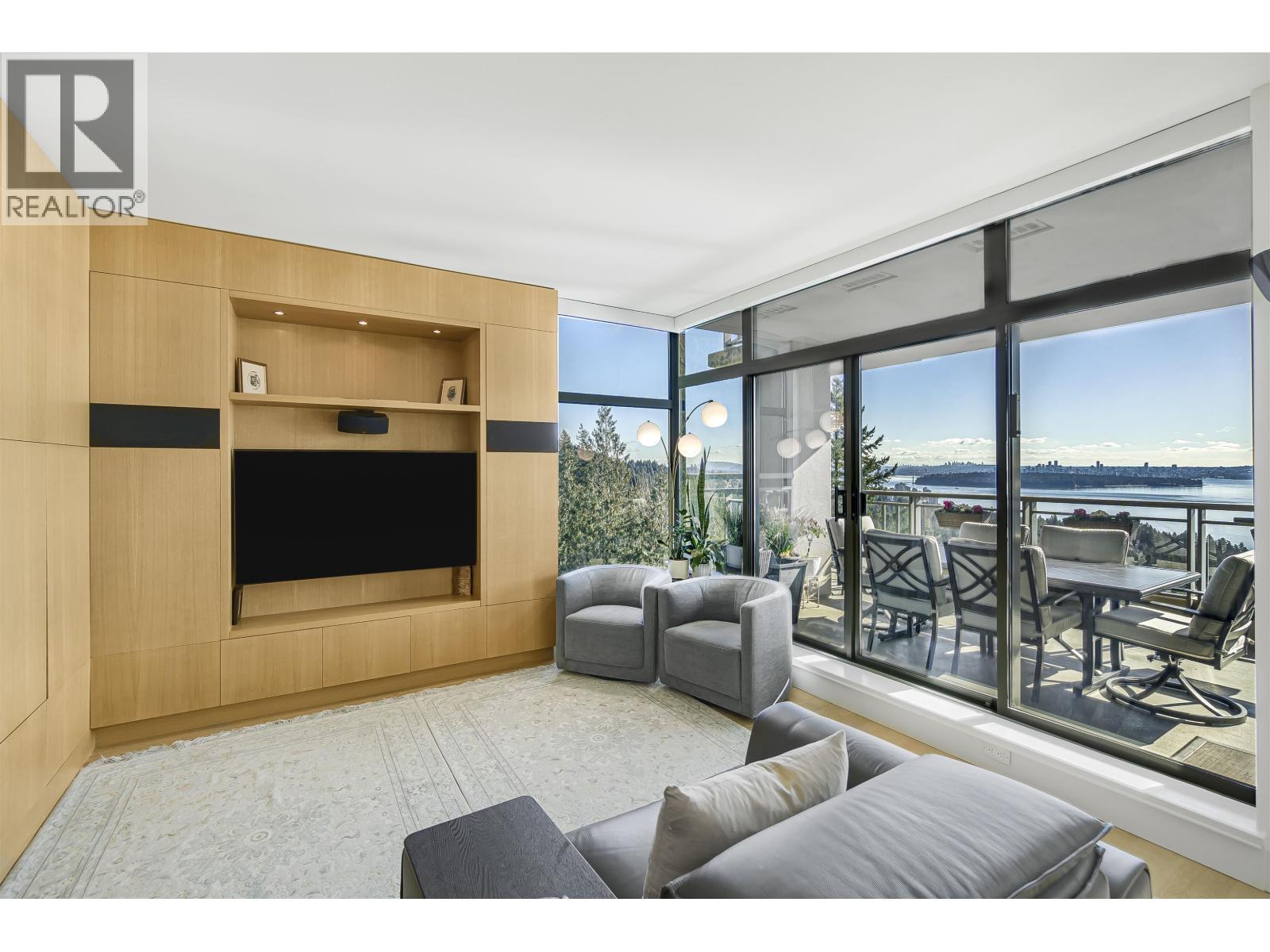 1001 3315 CYPRESS PLACE, West Vancouver