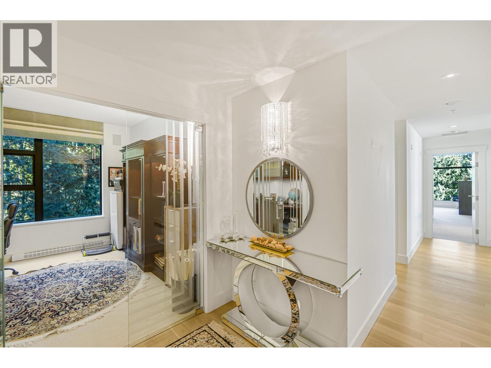 1001 3315 CYPRESS PLACE, West Vancouver