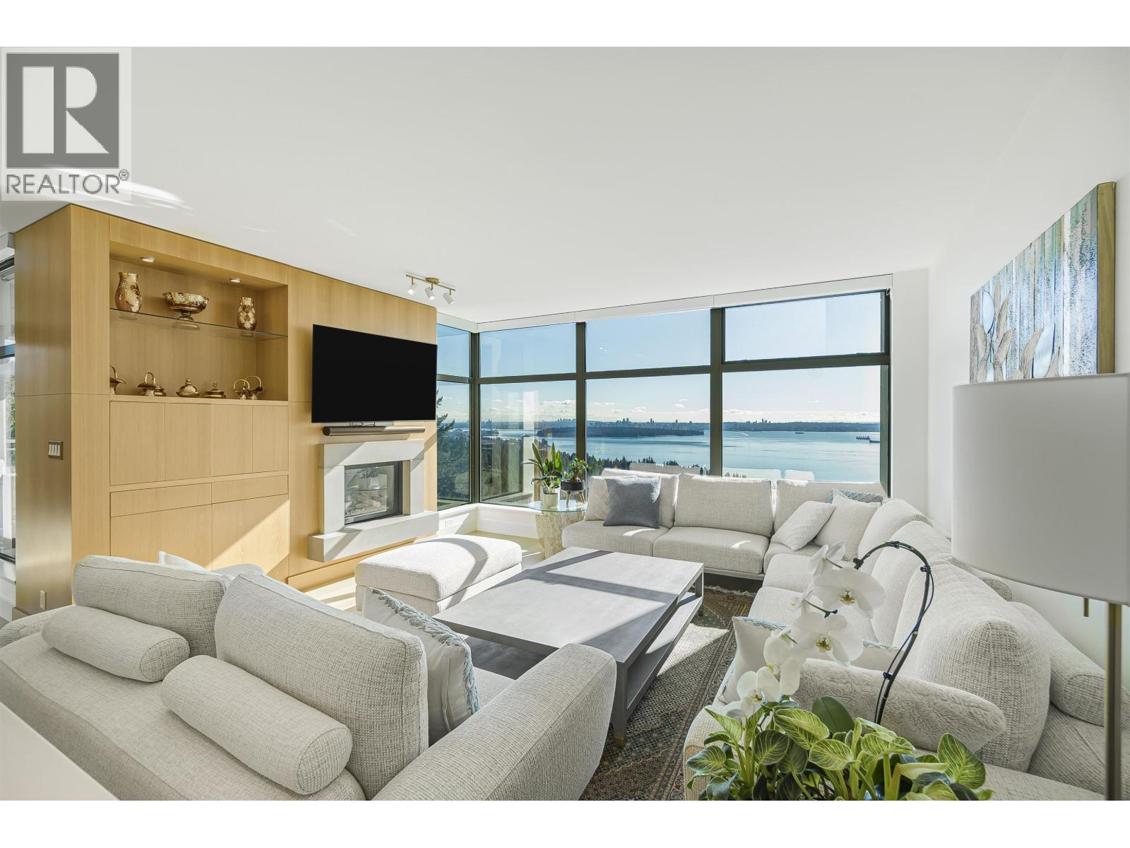 1001 3315 CYPRESS PLACE, West Vancouver