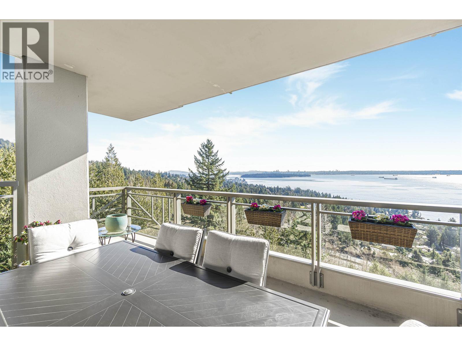 1001 3315 CYPRESS PLACE, West Vancouver