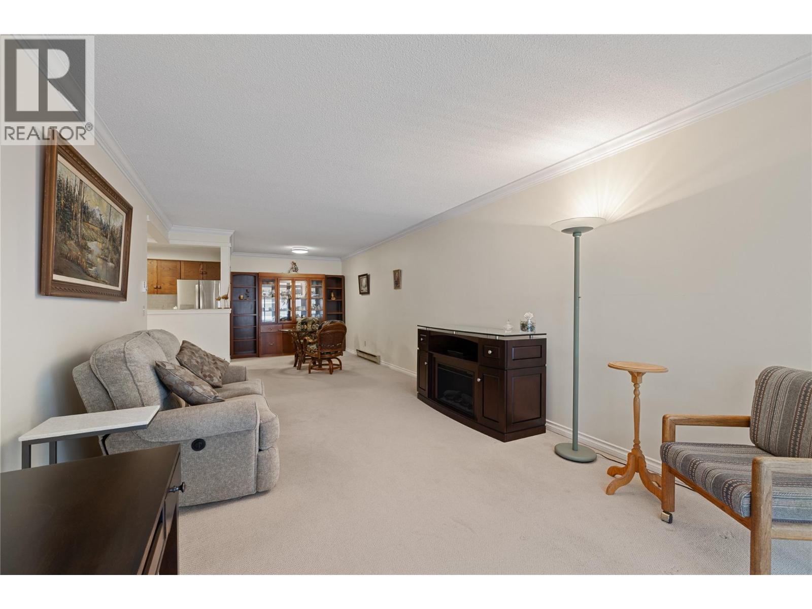 104 1035 Bernard Avenue, Kelowna