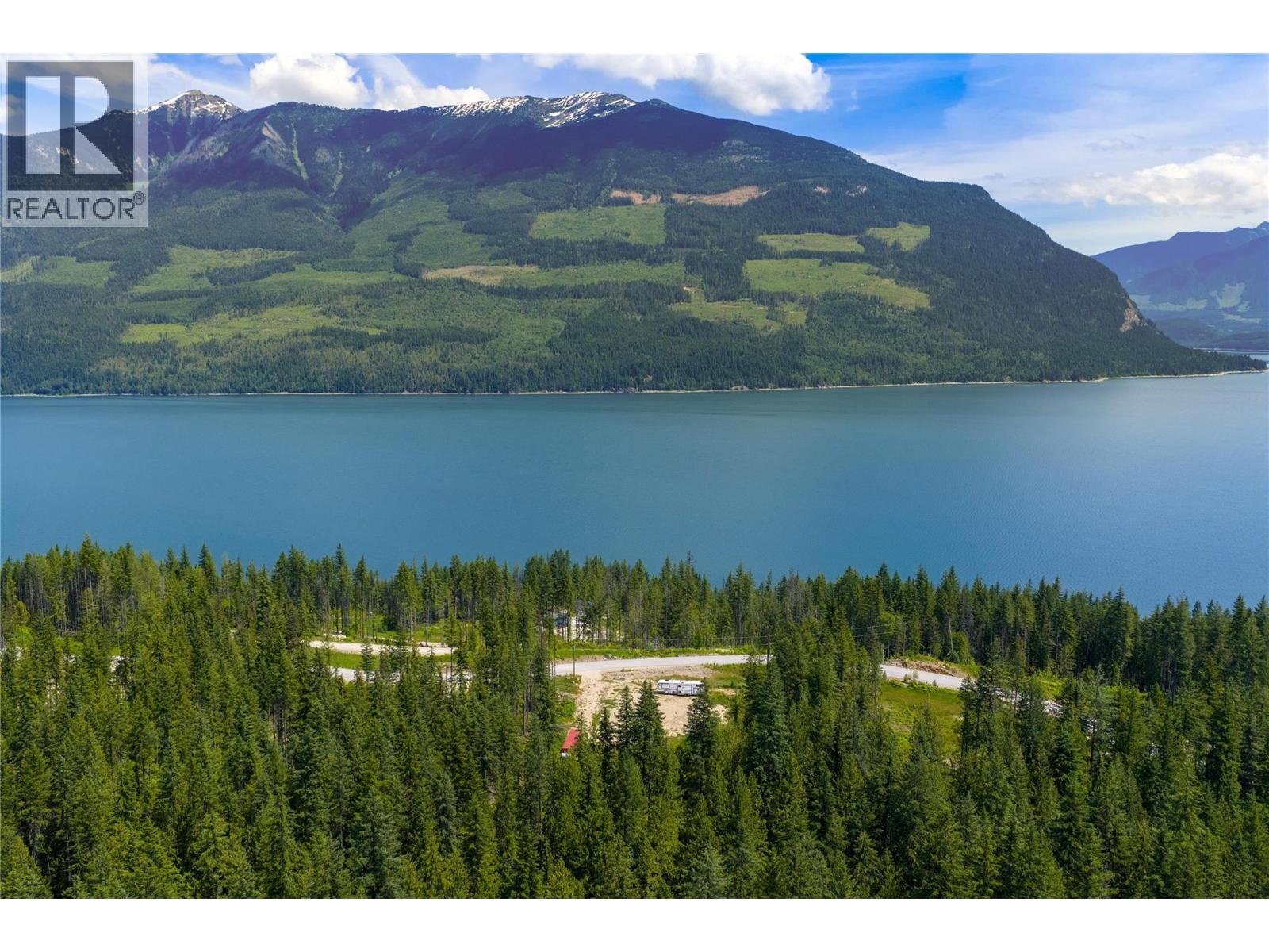  7974 Arrowhead Road, Revelstoke